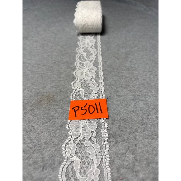Vintage White Floral Lace Trim 9 Yards + 9" L x 2" W Sewing Craft Supplies - Picture 5 of 6